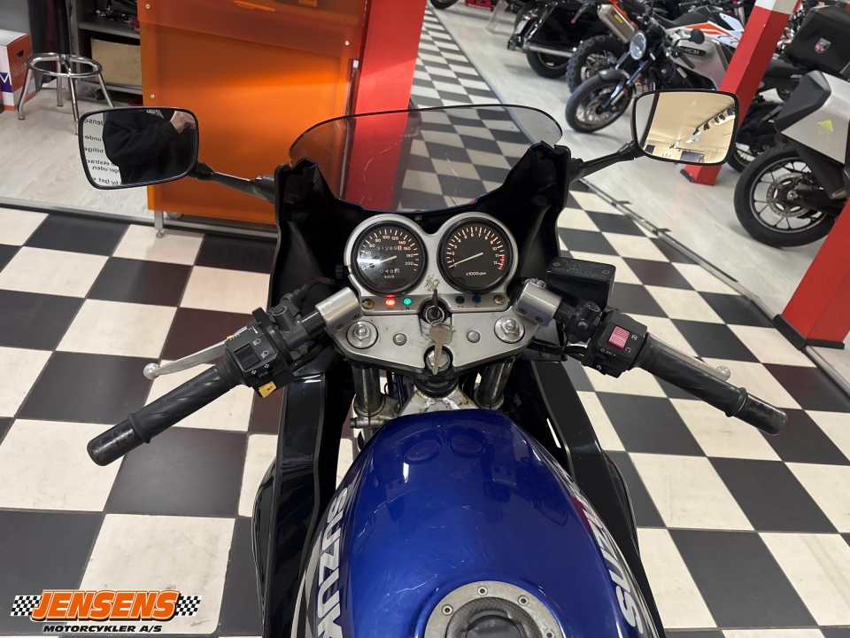 Suzuki GS 500 E
