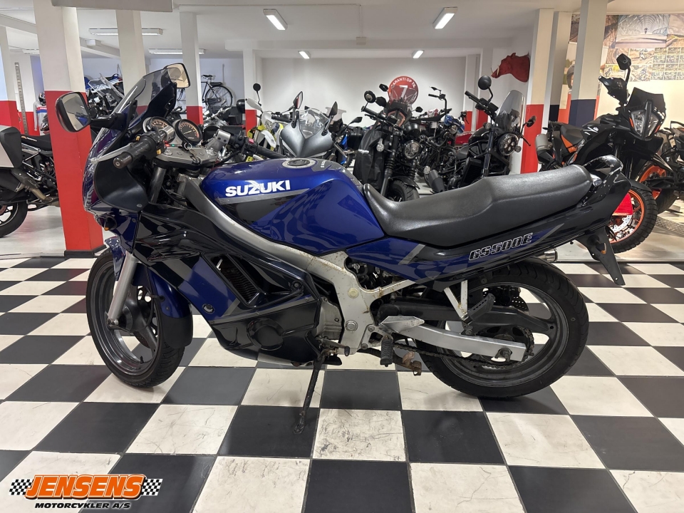 Suzuki GS 500 E