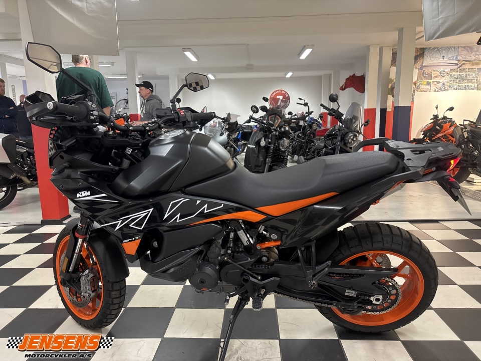 KTM 890 SMT