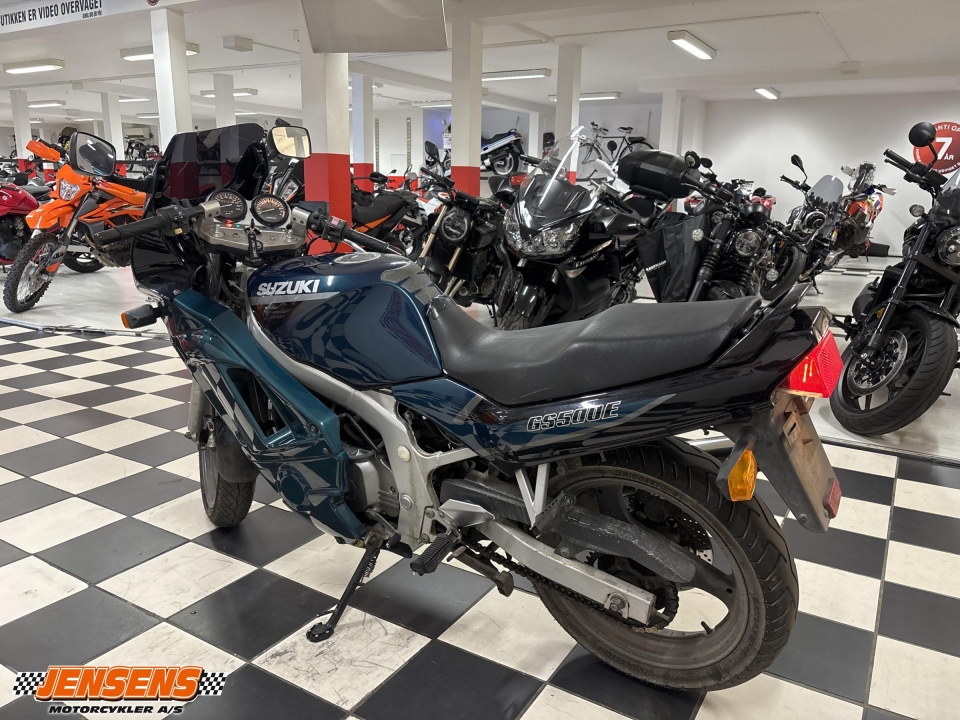 Suzuki GS 500 E