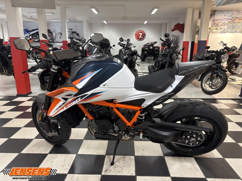 KTM 1390 Super Duke R