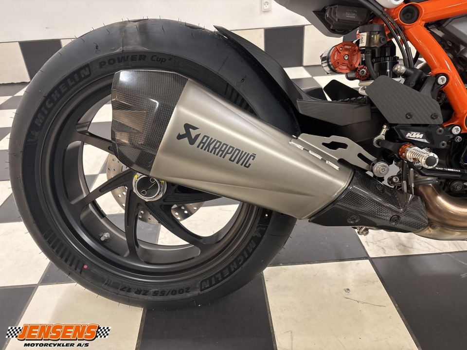 KTM 1390 Super Duke R