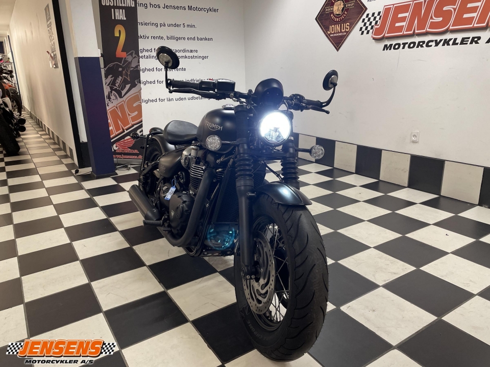 Triumph Bonneville Bobber