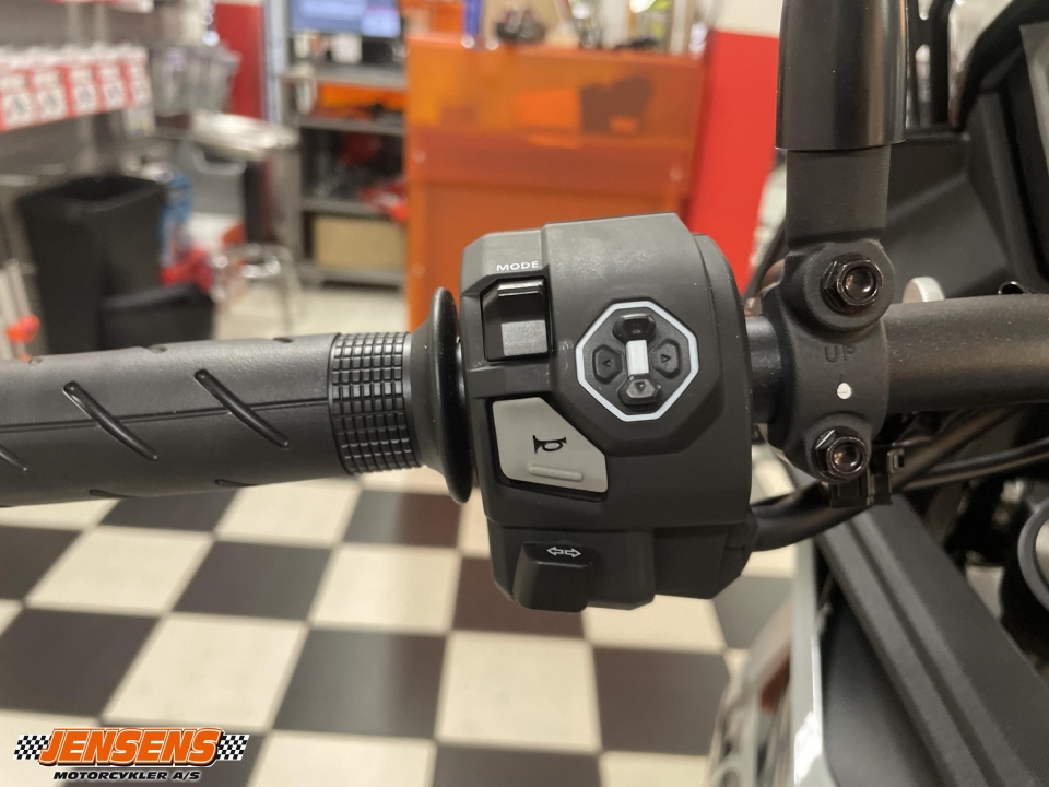 Honda XL 750 Transalp E-Clutch