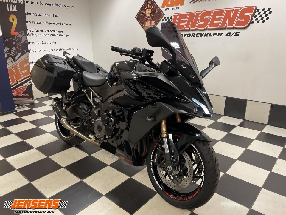 Suzuki GSXS 1000 GT