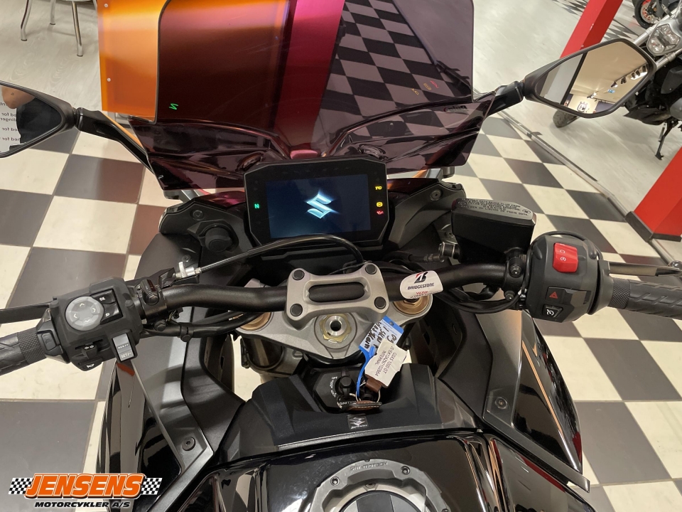 Suzuki GSXS 1000 GT