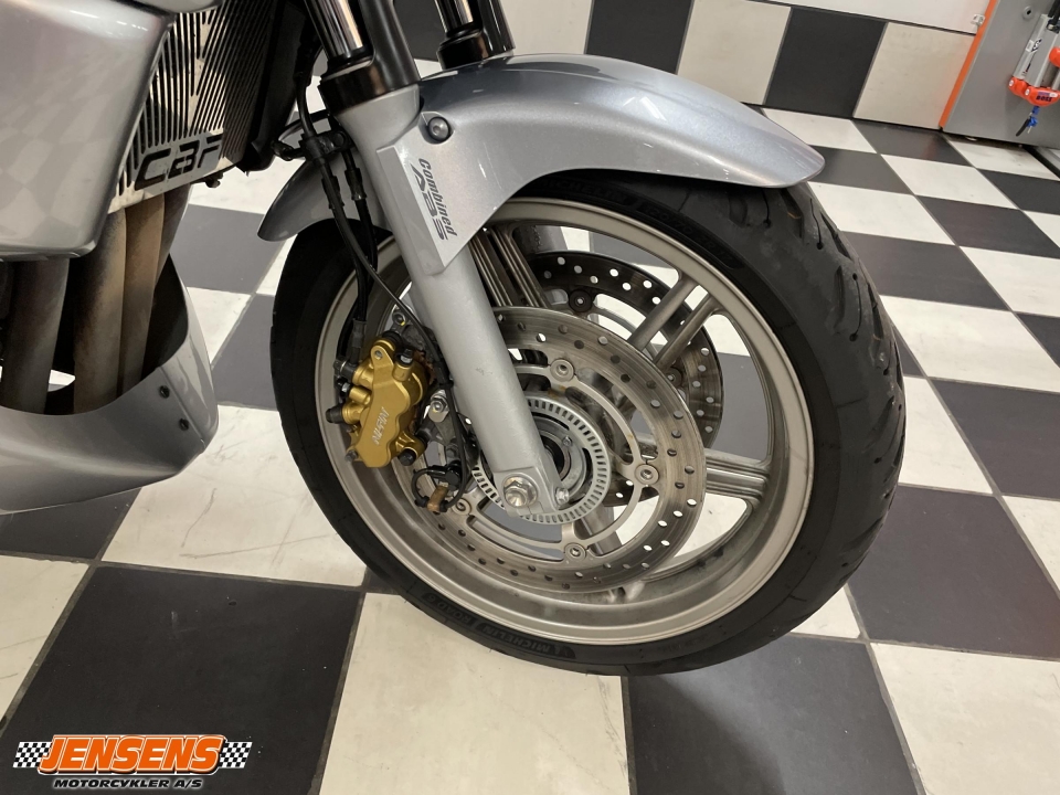 Honda CBF 1000 A