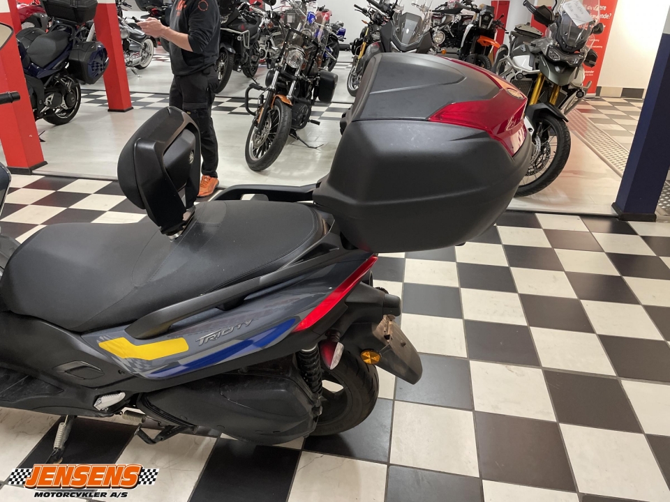 Yamaha Tricity 300