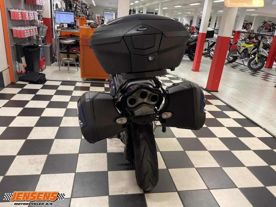 Triumph Sprint ST 1050
