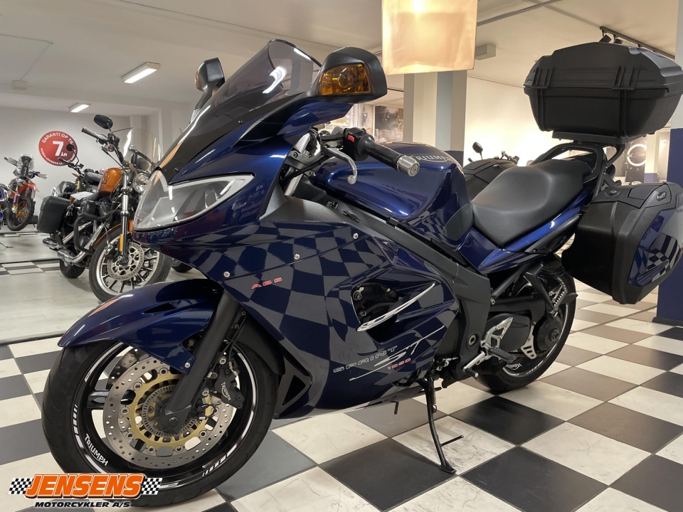 Triumph Sprint ST 1050