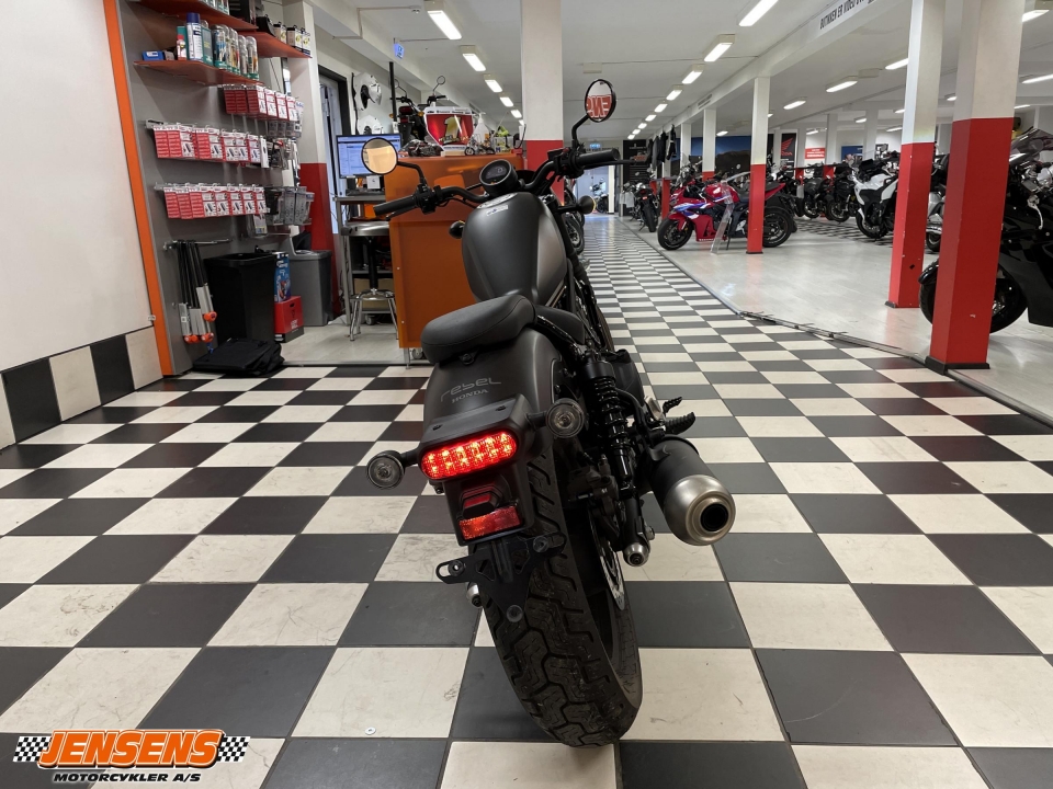 Honda CMX 500 Rebel S
