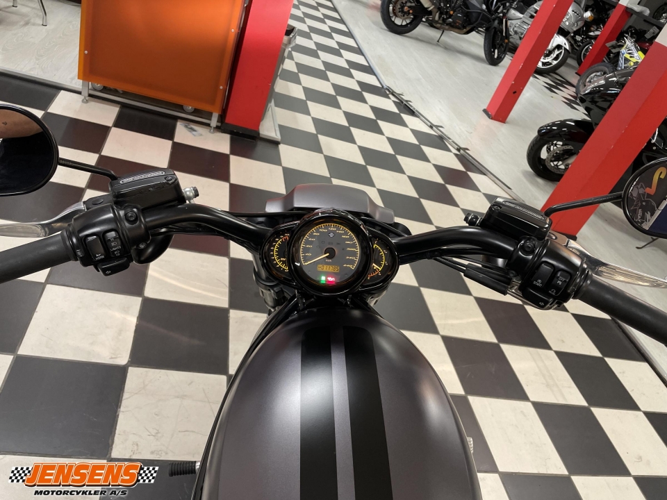 Harley-Davidson VRSCDX Night Rod Special