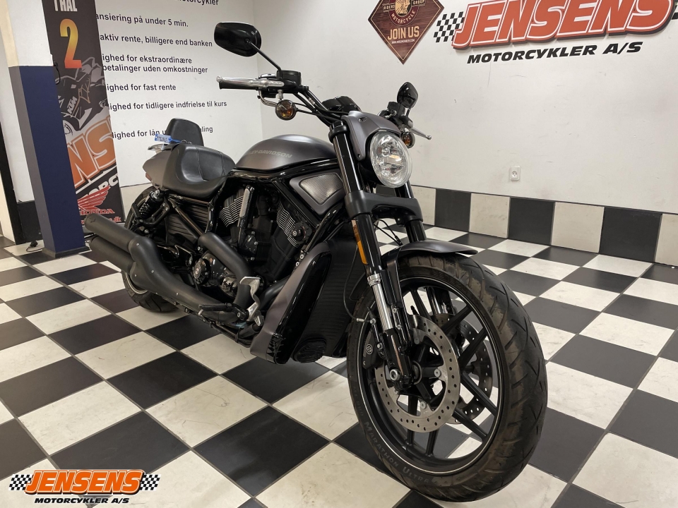 Harley-Davidson VRSCDX Night Rod Special