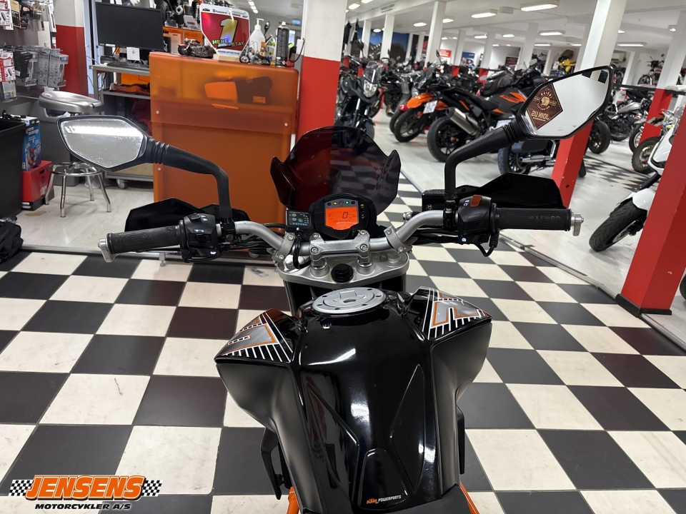 KTM 390 Duke