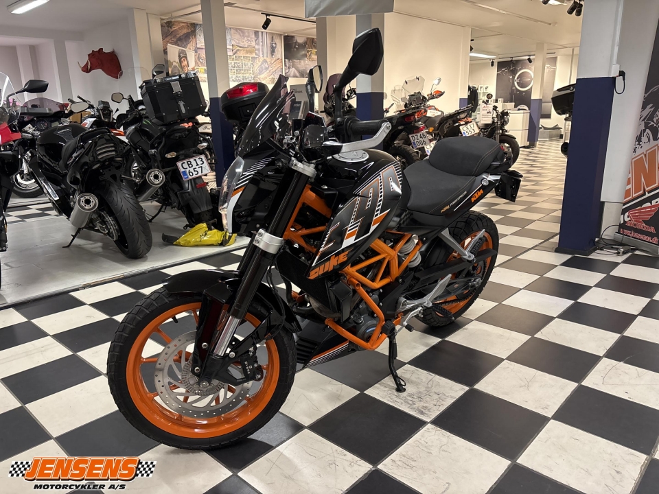 KTM 390 Duke