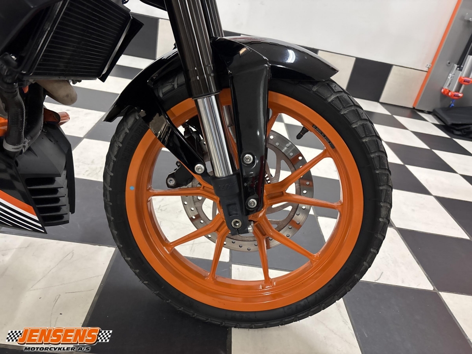 KTM 390 Duke