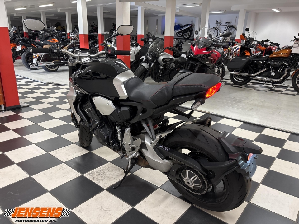Honda CB 1000 R