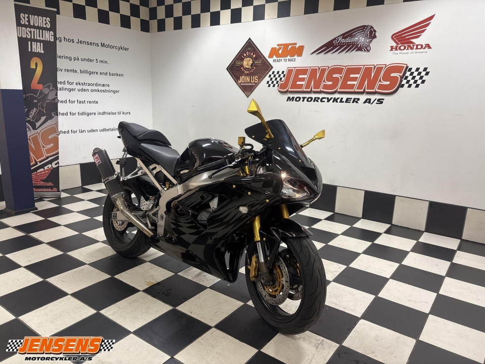 Kawasaki ZX6R
