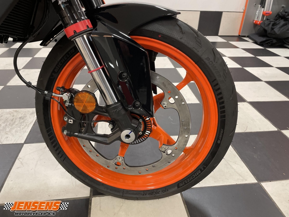 KTM 390 Duke