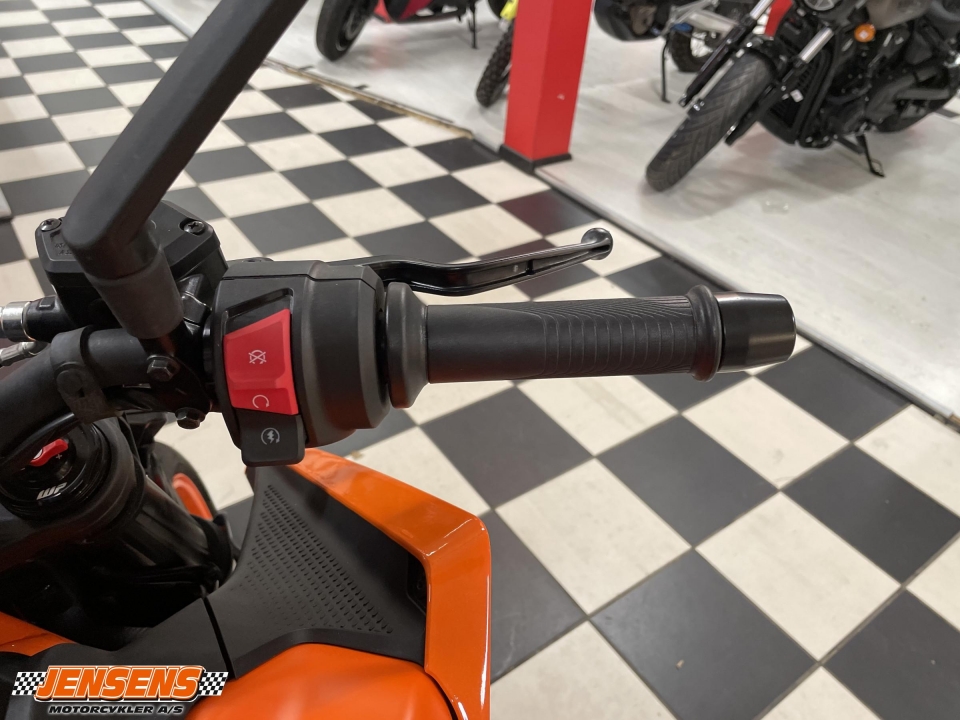 KTM 390 Duke