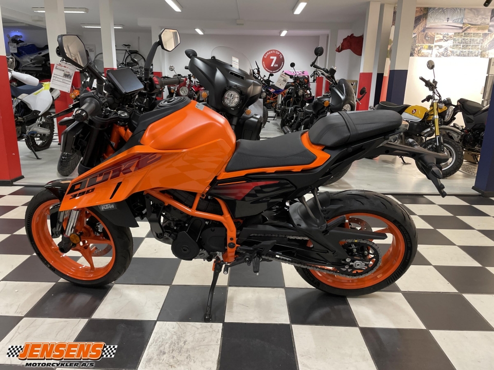 KTM 390 Duke