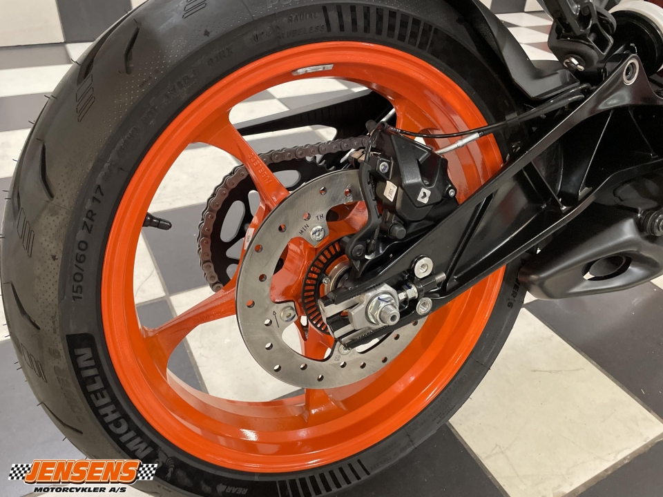 KTM 390 Duke