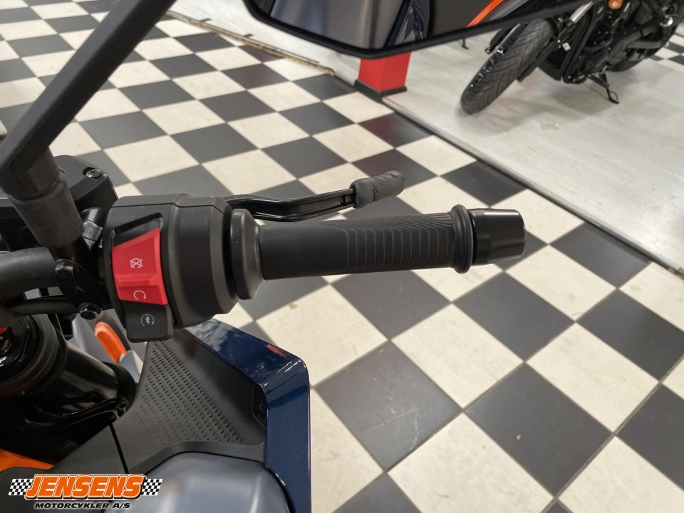 KTM 390 Duke