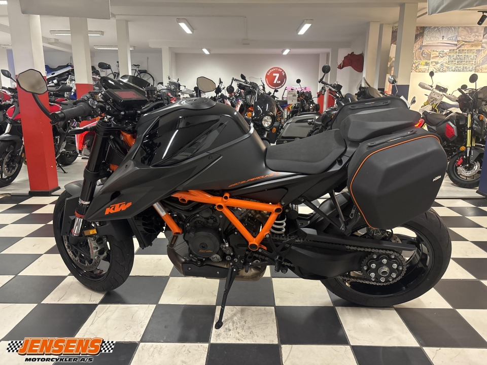 KTM 1290 Super Duke R