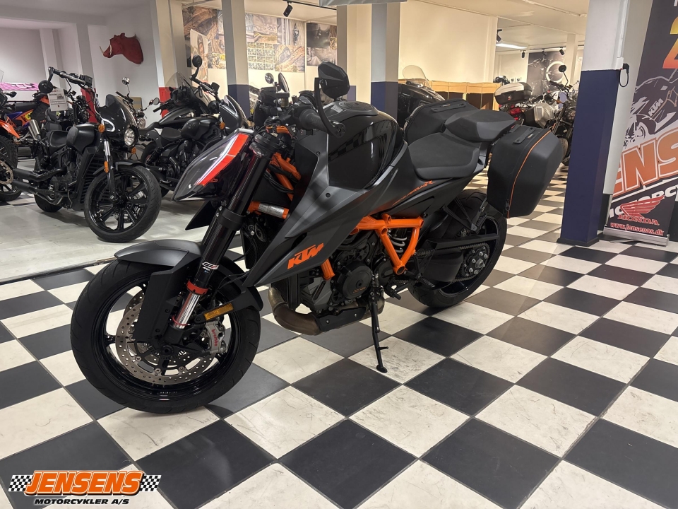 KTM 1290 Super Duke R