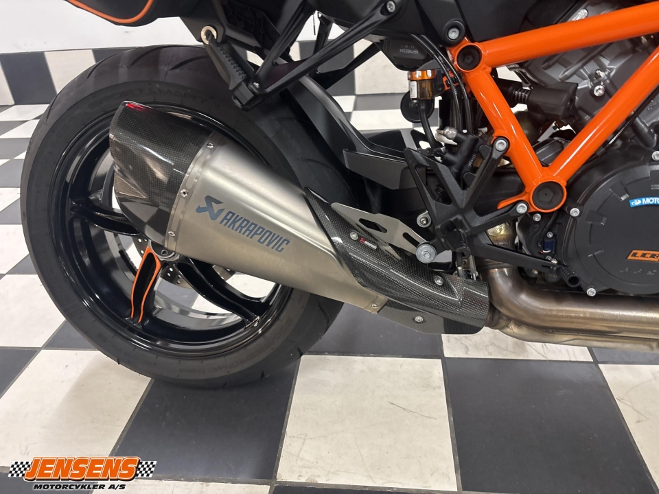 KTM 1290 Super Duke R