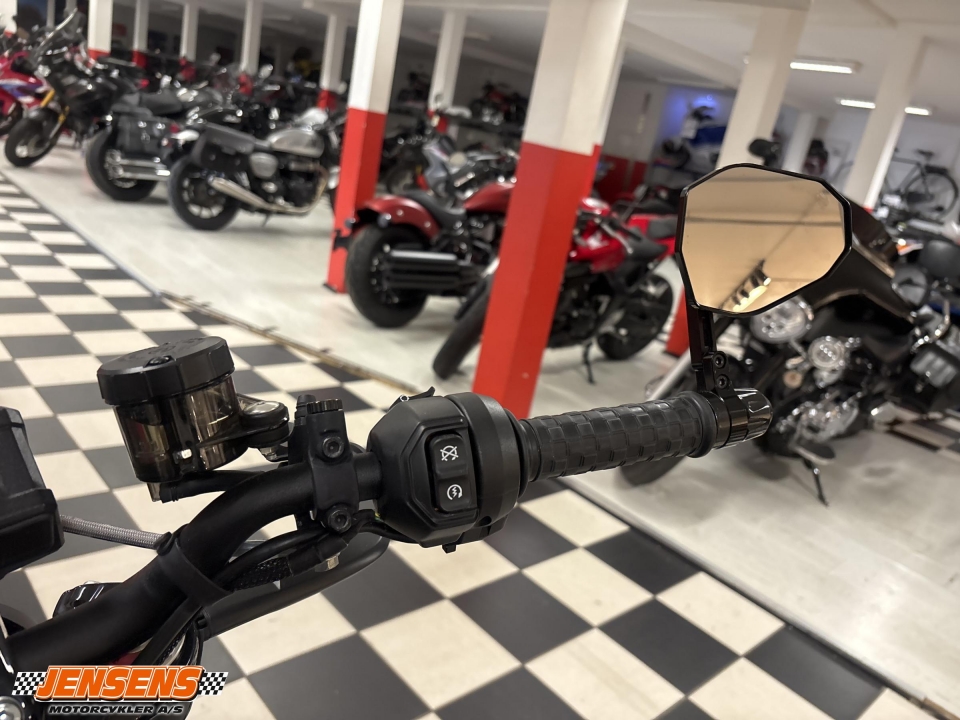 Indian FTR 1200