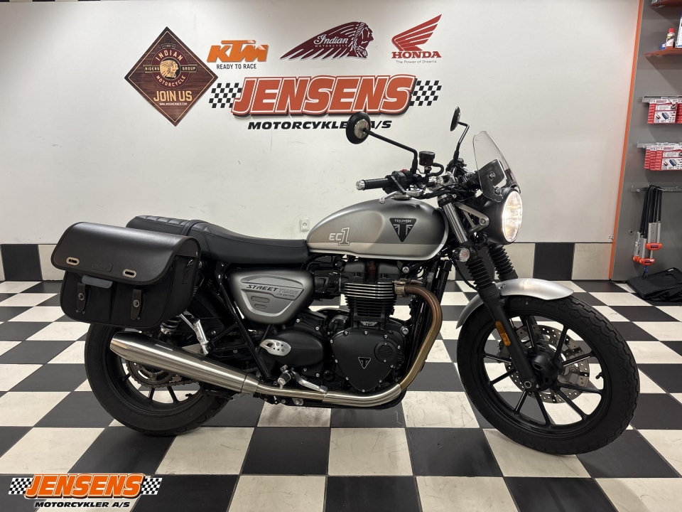 Triumph Bonneville Street Twin