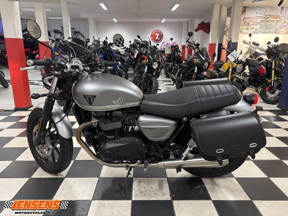 Triumph Bonneville Street Twin