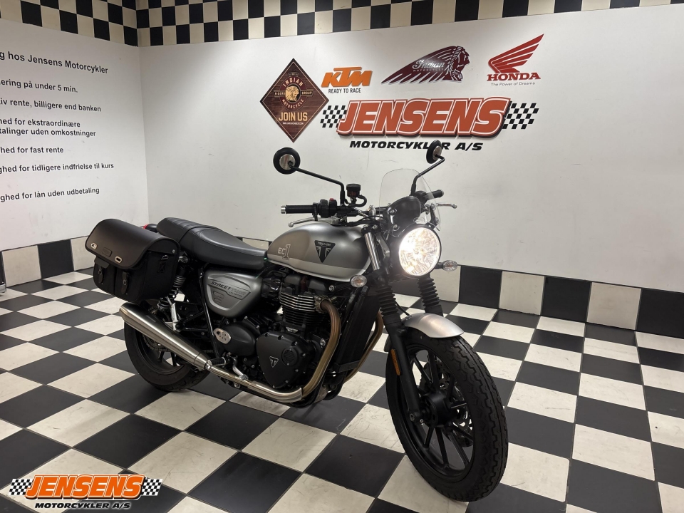 Triumph Bonneville Street Twin