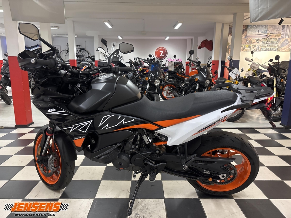 KTM 890 SMT