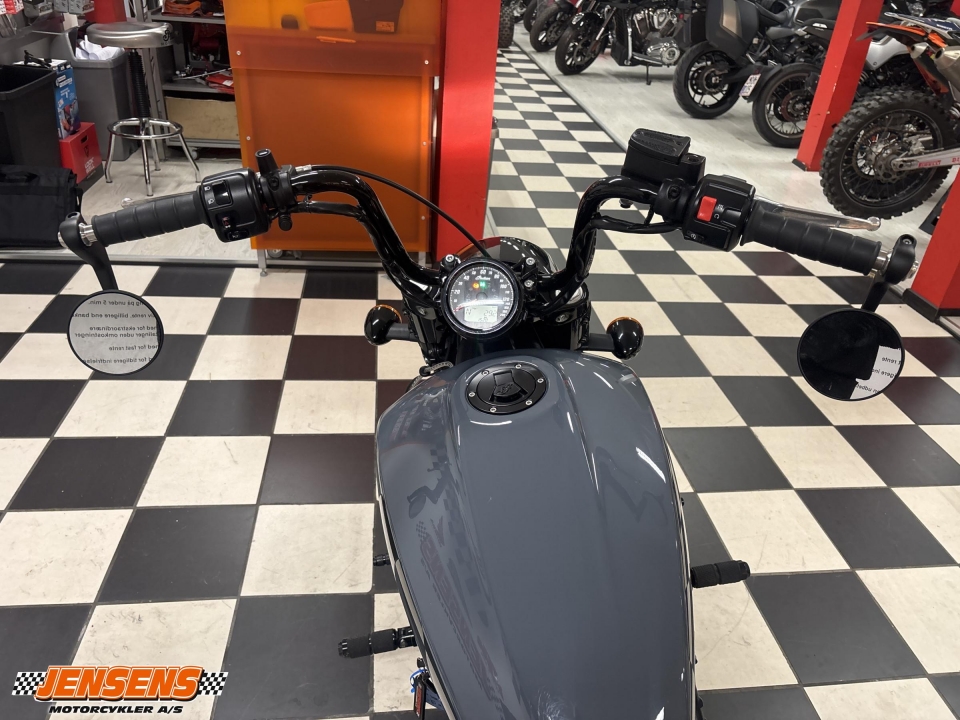 Indian Scout Bobber Twenty