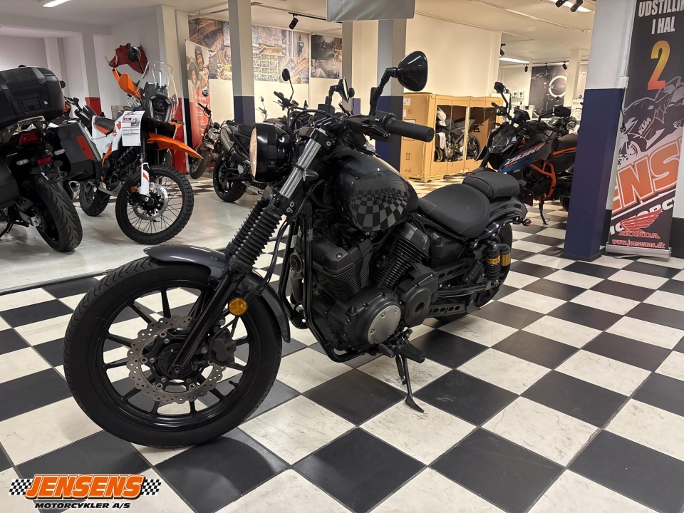 Yamaha XV 950 R