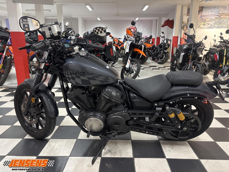 Yamaha XV 950 R