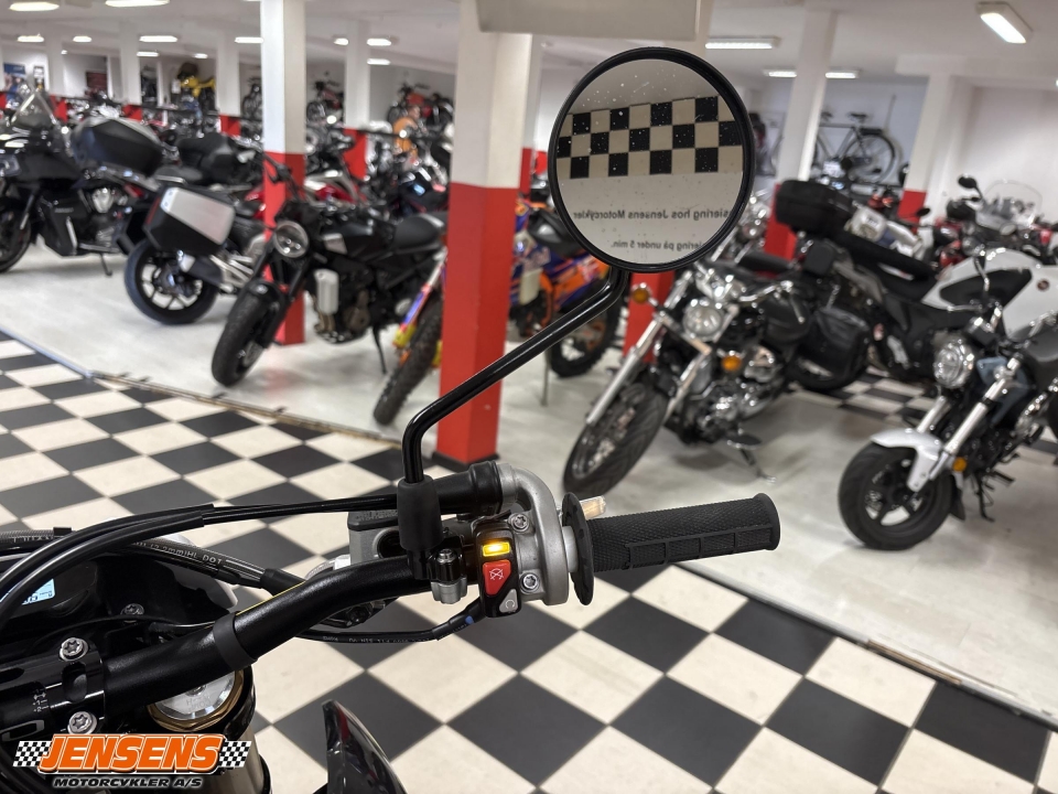 Triumph TF 450-E