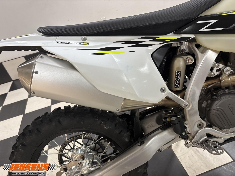 Triumph TF 450-E