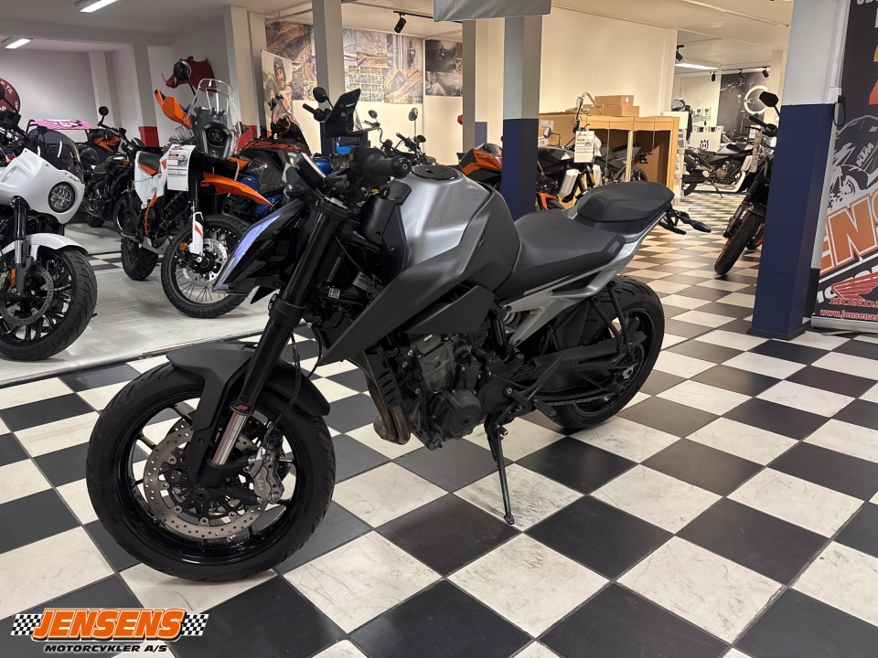 KTM 790 Duke