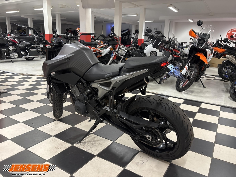 KTM 790 Duke