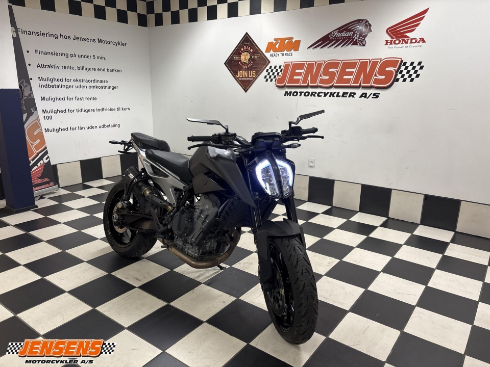 KTM 790 Duke