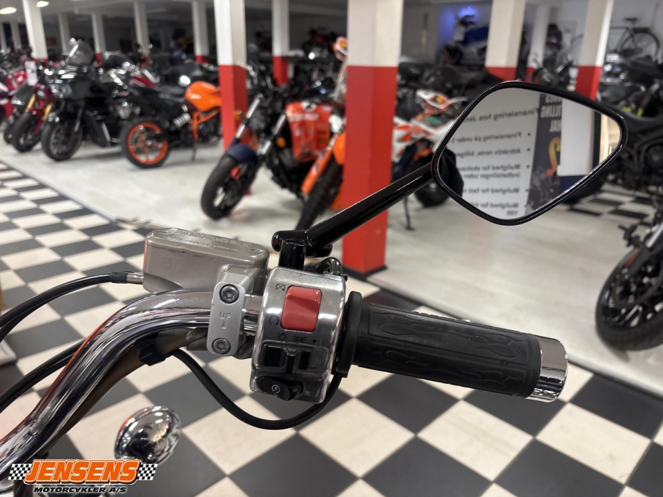 Yamaha XVS 1100
