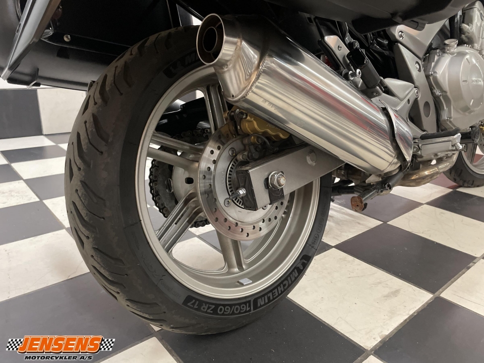 Honda CBF 1000 A