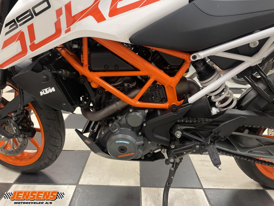 KTM 390 Duke
