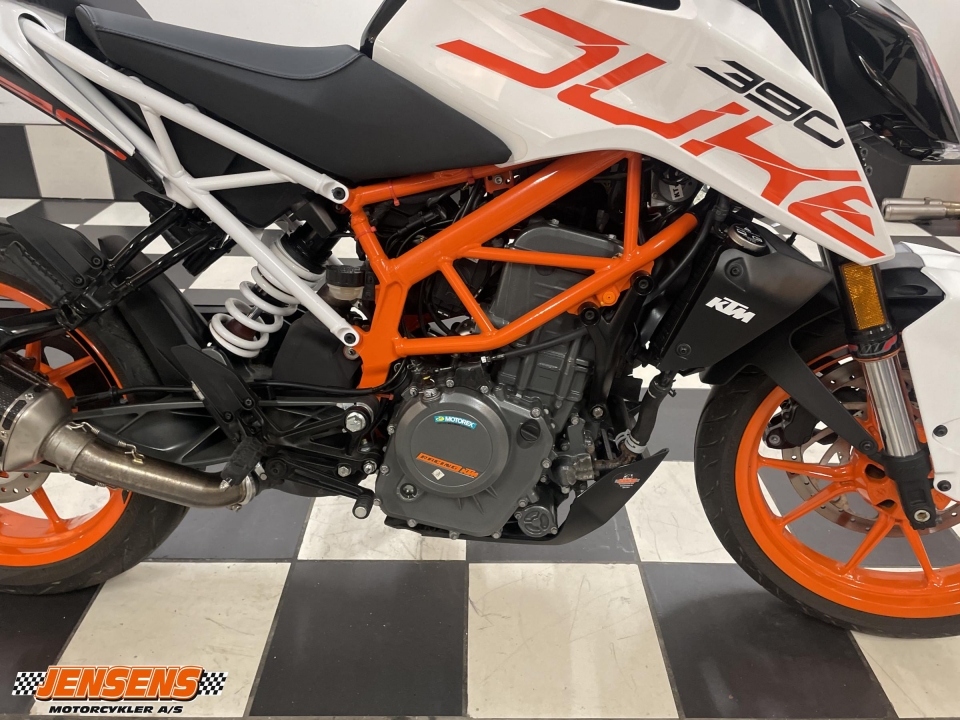 KTM 390 Duke