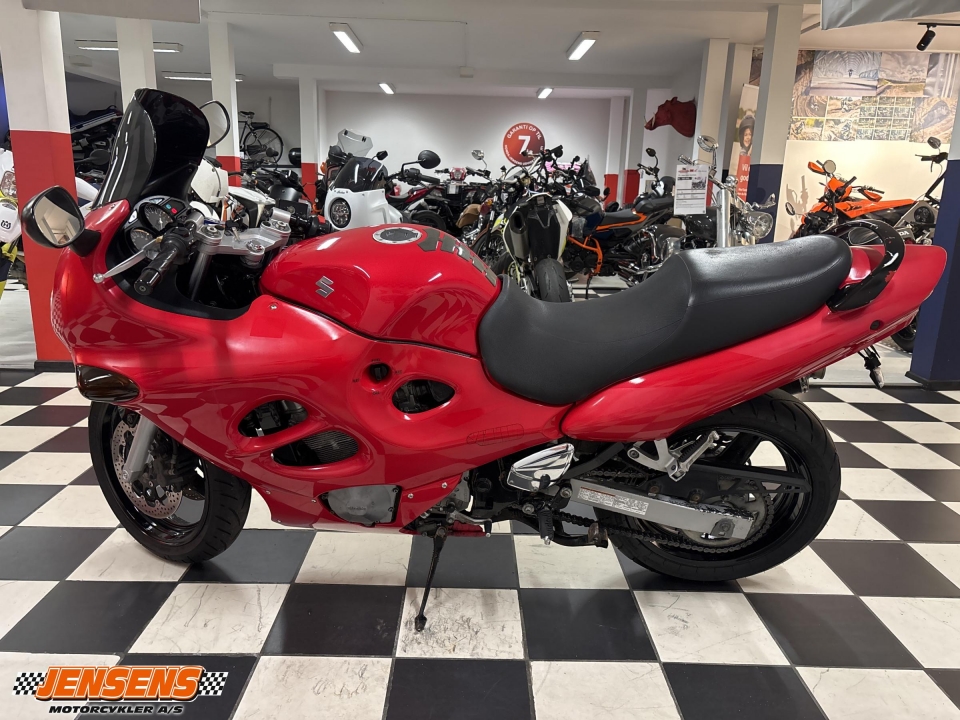 Suzuki GSX 600 F