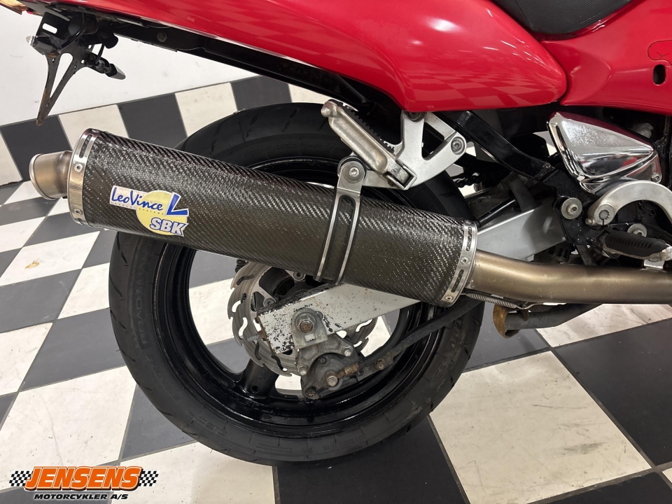 Suzuki GSX 600 F