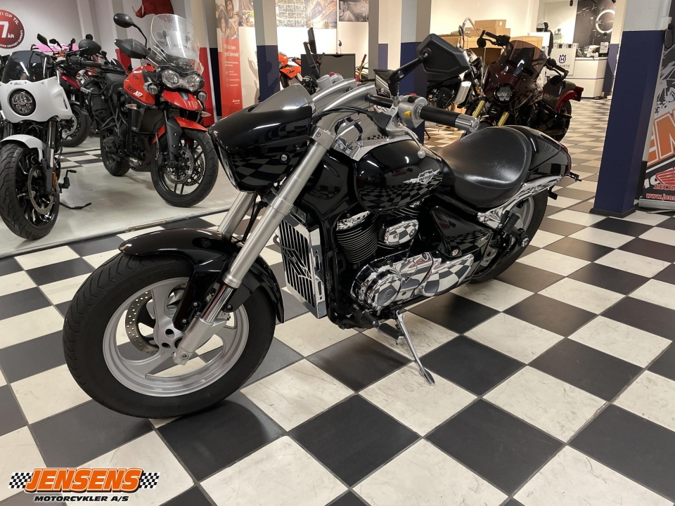 Suzuki VZ 800 Intruder